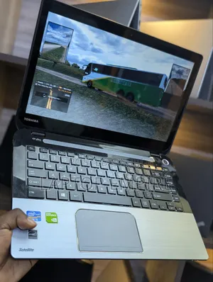 Laptop Toshiba 8GB Nvidia HDD 320GB