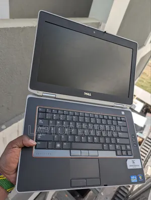 Laptop Dell 8GB Intel Core i5 HDD 320GB