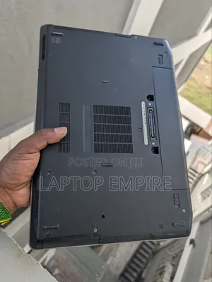 Laptop Dell 8GB Intel Core i5 HDD 320GB