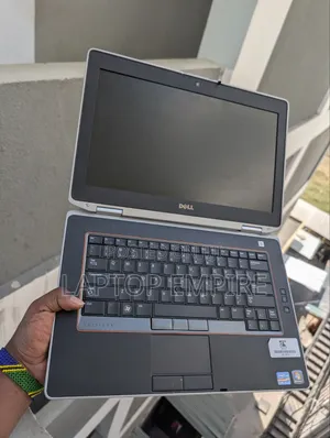 Laptop Dell 8GB Intel Core i5 HDD 320GB