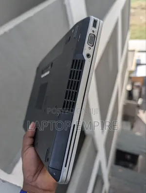 Laptop Dell 8GB Intel Core i5 HDD 320GB