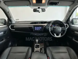 Toyota Hilux Revo Double Cab Deisel 2.4 AWD 2022 Pearl