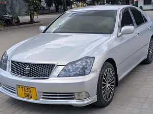 Toyota Crown Royale 2005 Silver