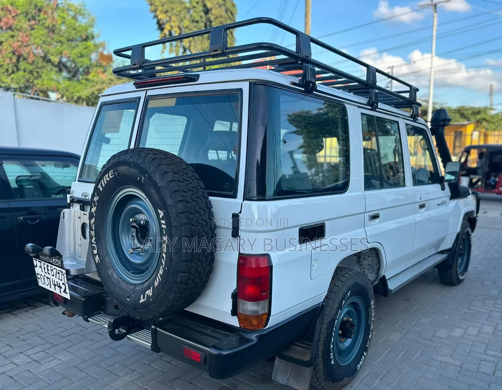 Toyota Land Cruiser 2020 White