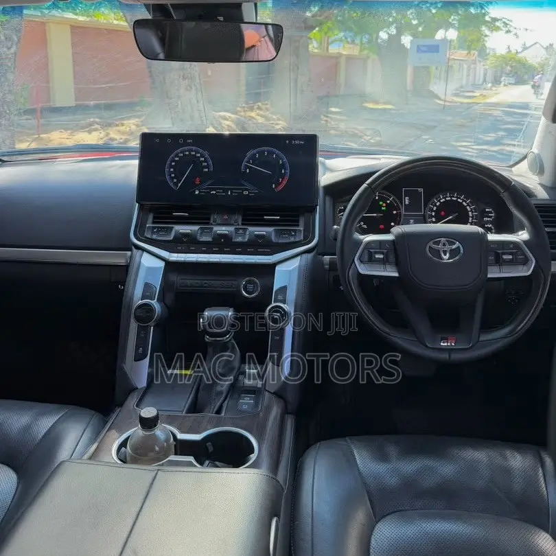 Toyota Land Cruiser 2023 Maroon