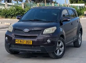 Toyota Urban Cruiser 2009 Maroon