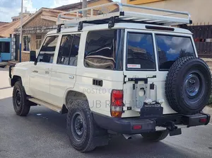 Toyota Land Cruiser 2018 White