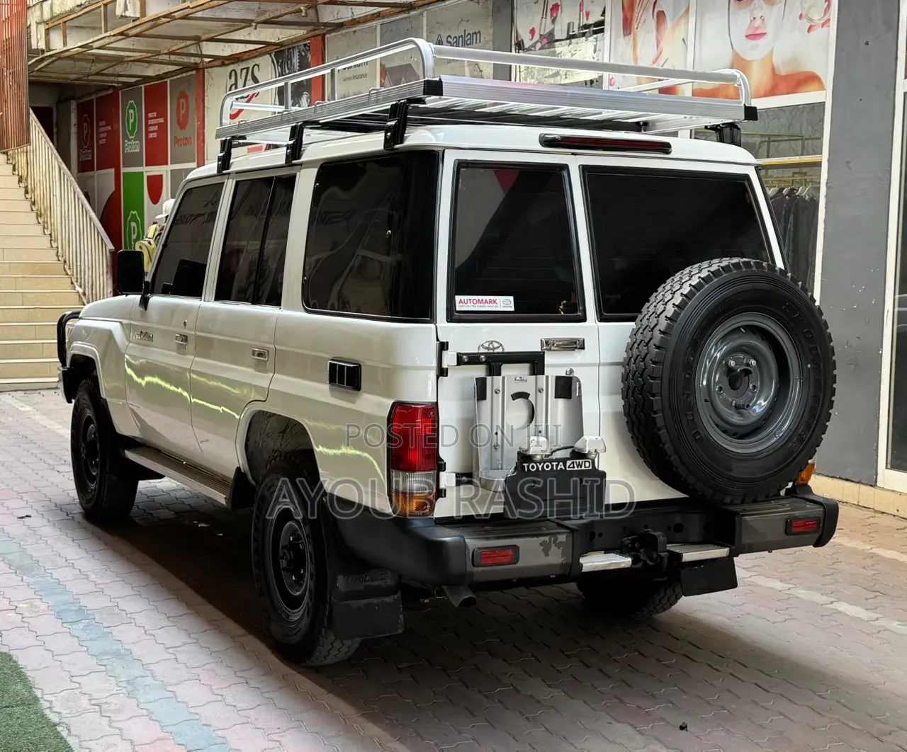 Toyota Land Cruiser 2018 White