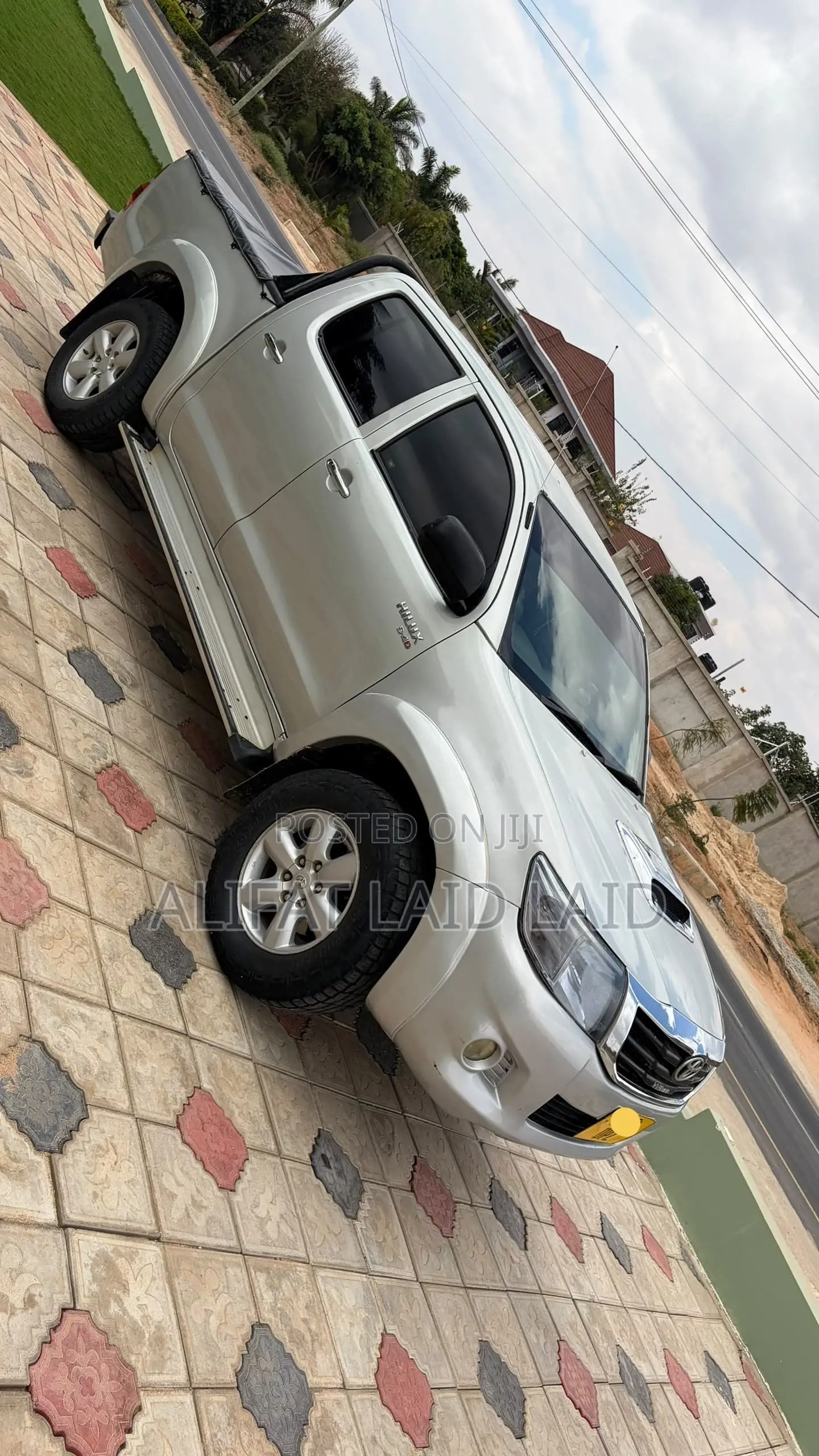 Toyota Hilux 2010 Silver