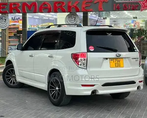 Subaru Forester 2.0D X 2010 White