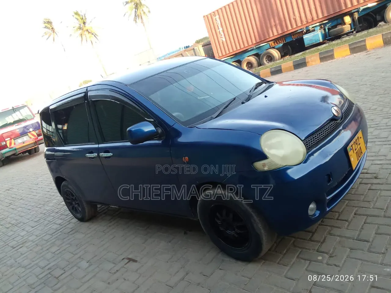 Toyota Sienta 2006 Blue
