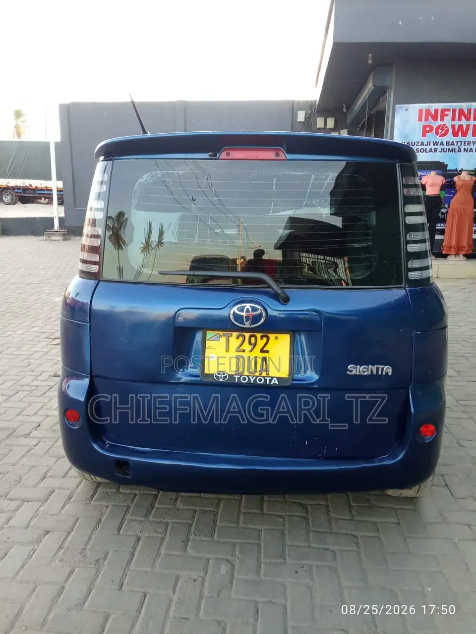 Toyota Sienta 2006 Blue
