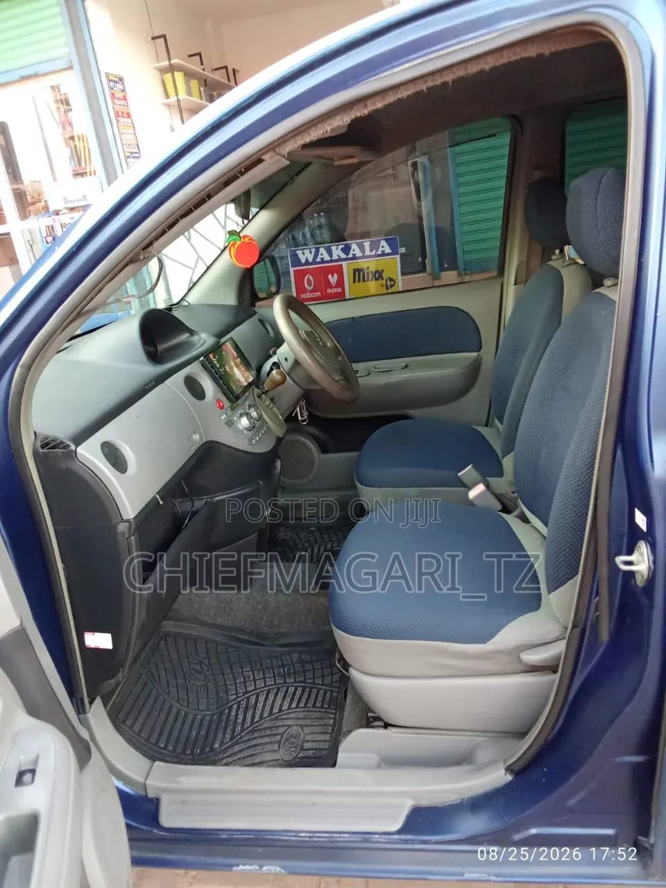Toyota Sienta 2006 Blue