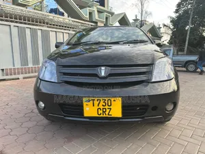 Toyota IST 2004 Black
