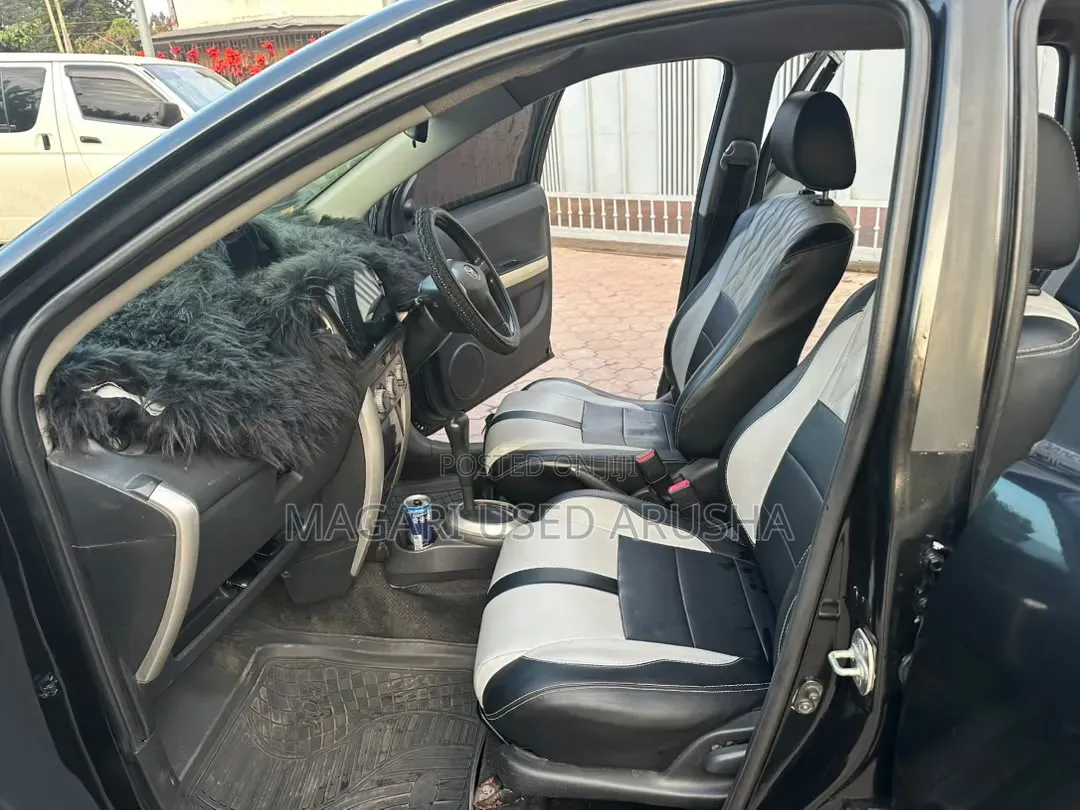 Toyota IST 2004 Black
