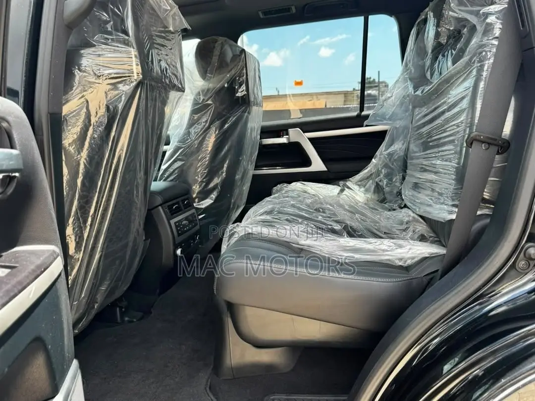 Toyota Land Cruiser 2021 Black