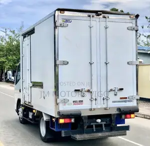 Mitsubishi Canter Refrigerator