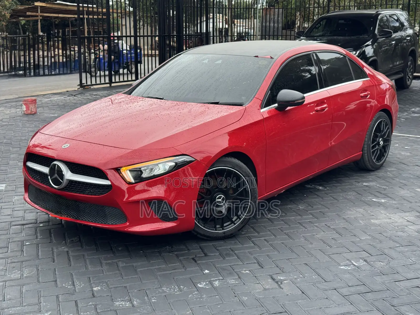 Mercedes-Benz C180 2020 Red