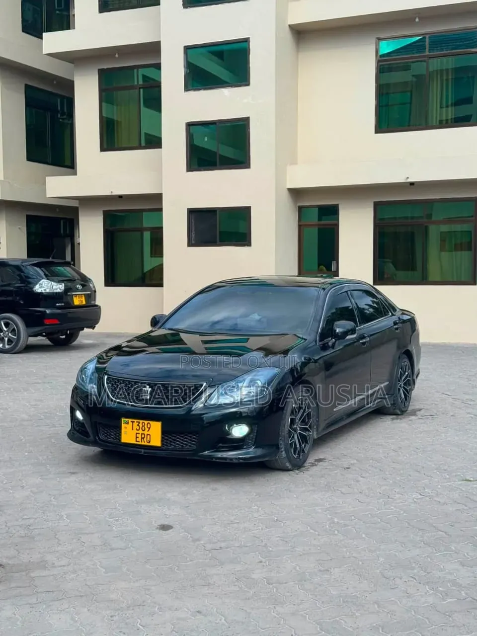 Toyota Crown 2010 Black