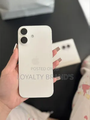 New Apple iPhone 17 256 GB White