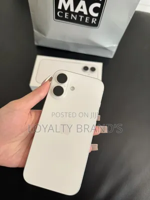 New Apple iPhone 17 256 GB White