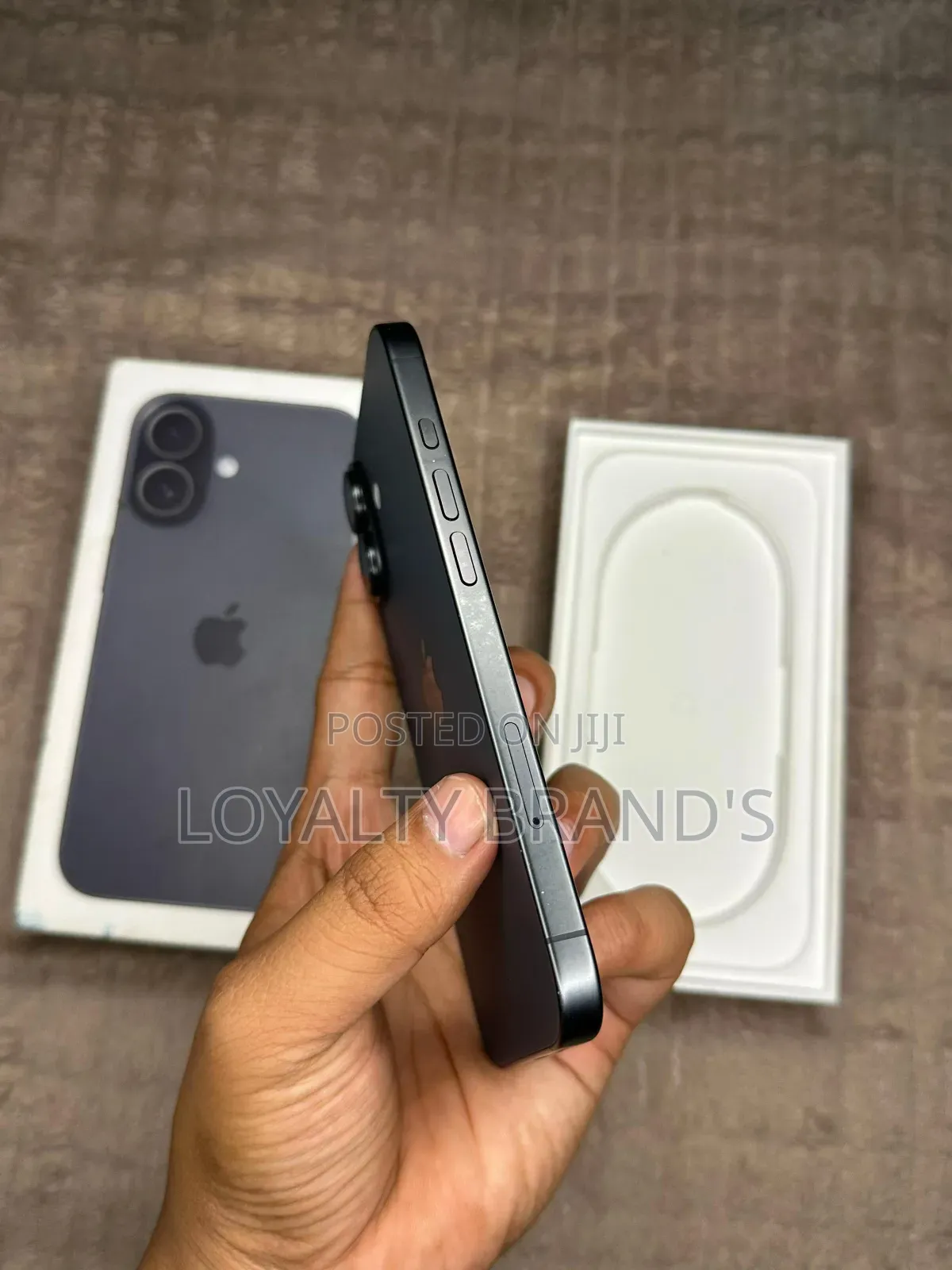 New Apple iPhone 17 256 GB Black