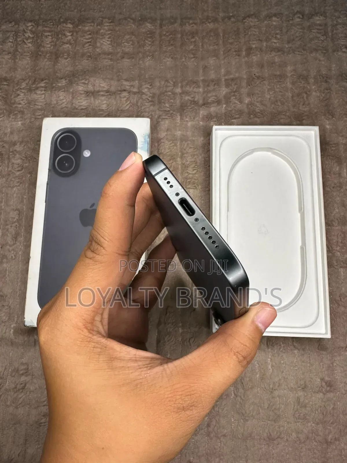 New Apple iPhone 17 256 GB Black