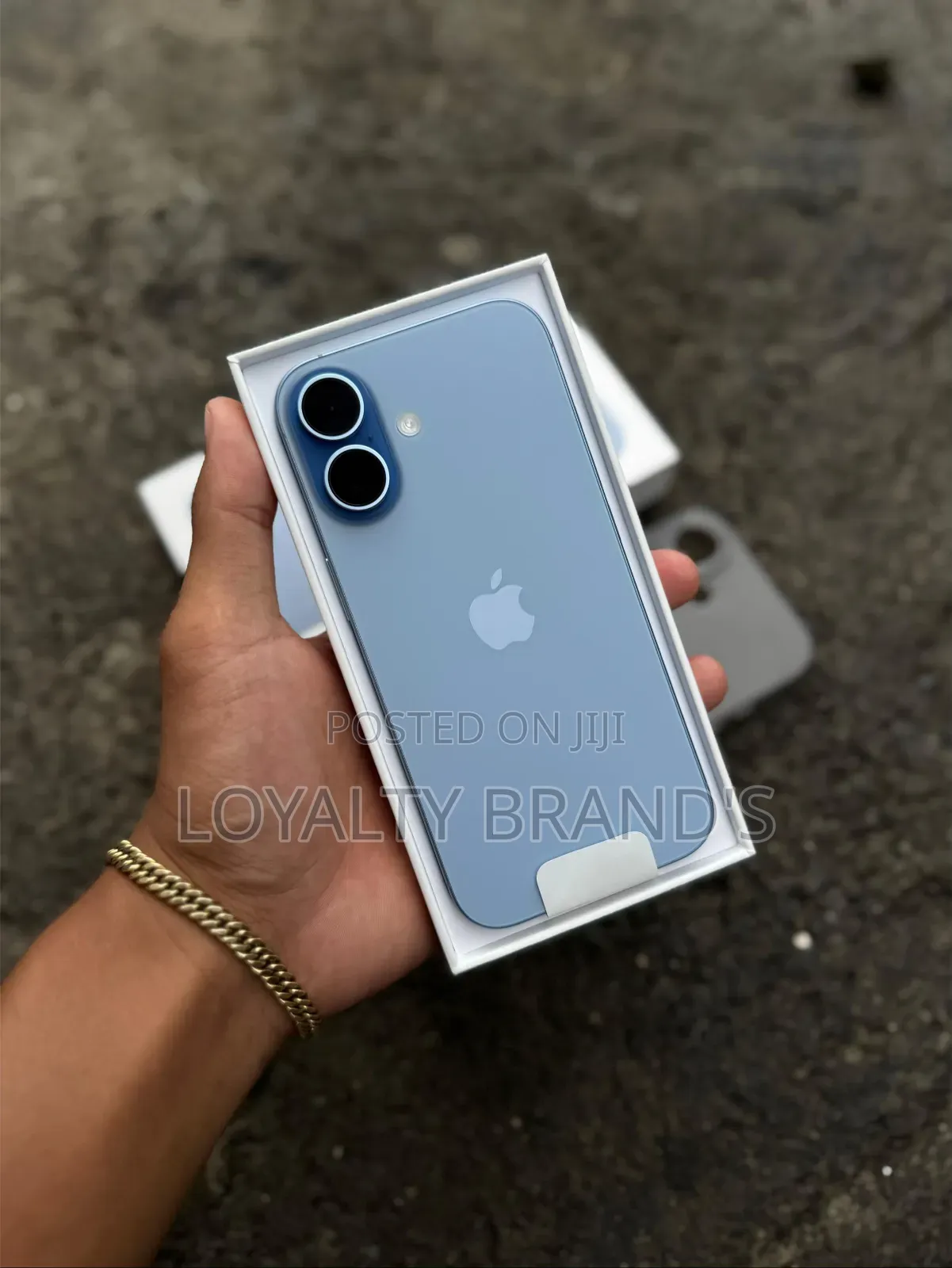 New Apple iPhone 17 256 GB Blue
