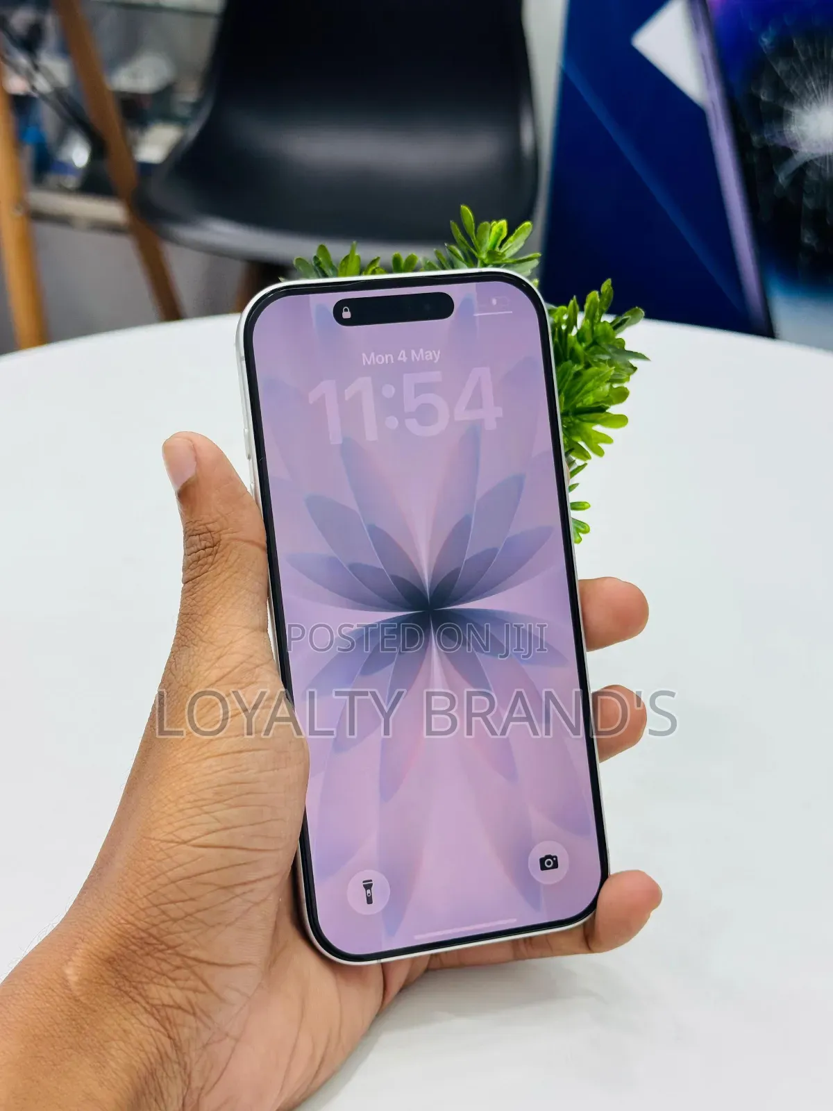 New Apple iPhone 17 256 GB