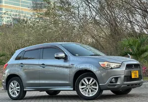 Mitsubishi RVR 2.0 2011 Gray