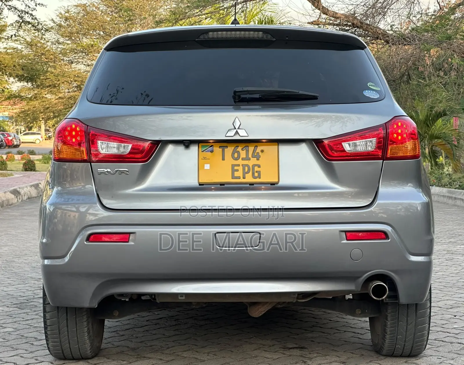 Mitsubishi RVR 2.0 2011 Gray