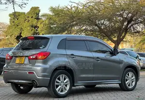 Mitsubishi RVR 2.0 2011 Gray