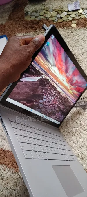 Microsoft Surface Pro 5 256 GB White
