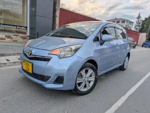 Toyota Ractis 2013 Blue