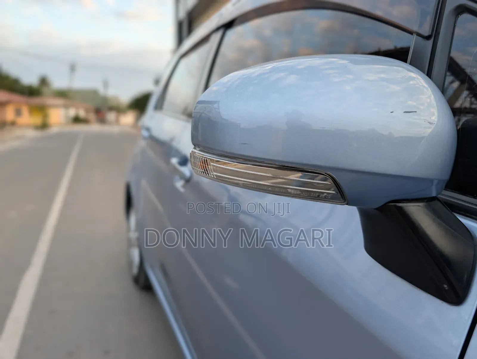 Toyota Ractis 2013 Blue