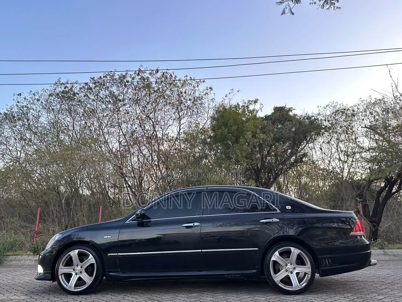 Toyota Crown 2006 Black