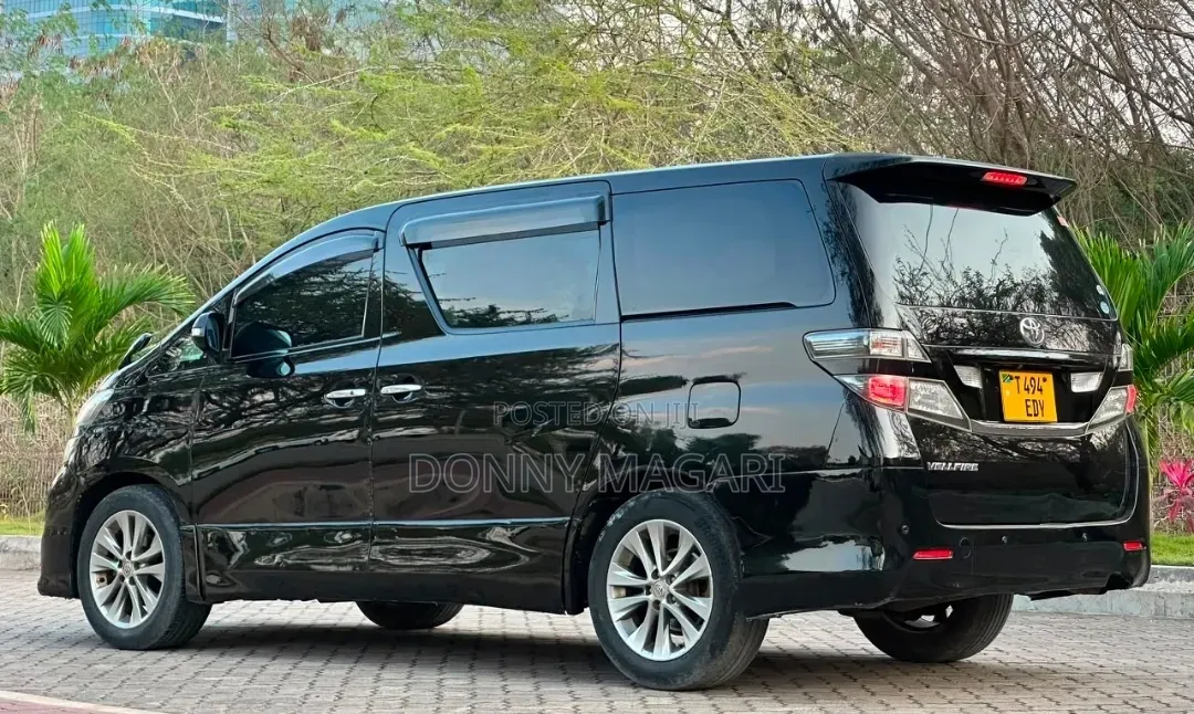 Toyota Vellfire 2009 Black