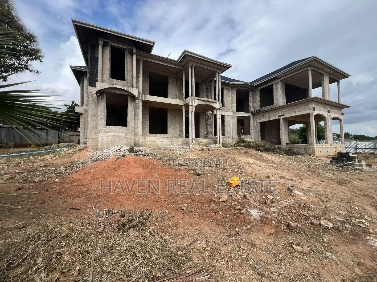 6bdrm House in Bunju for sale