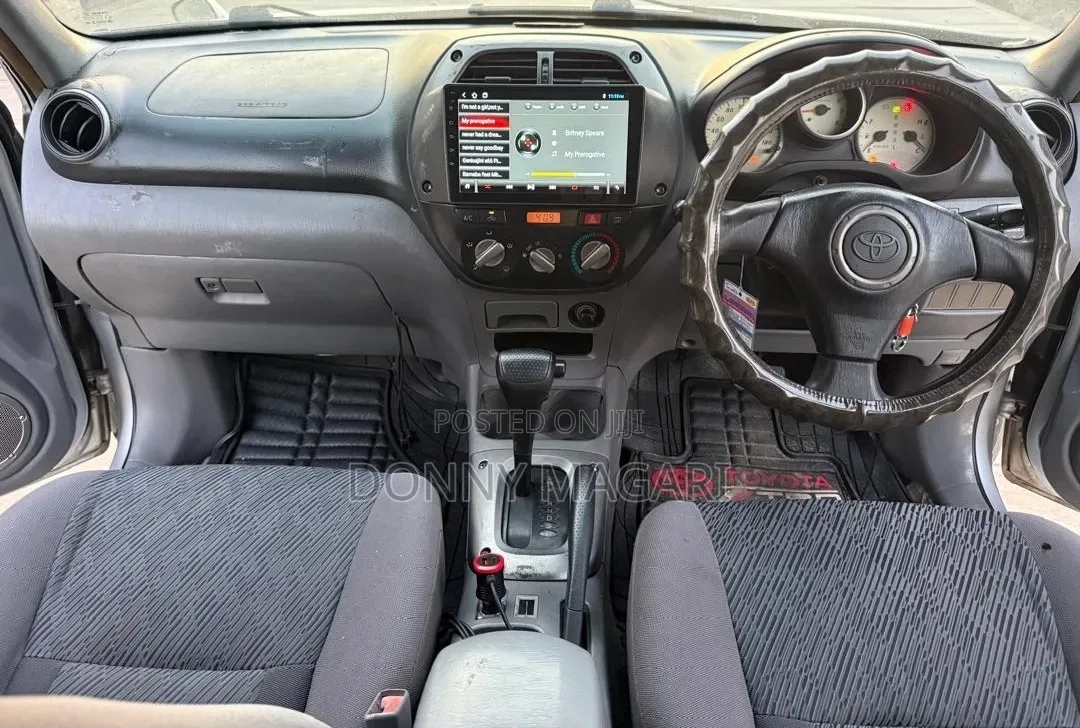 Toyota RAV4 2005 Silver