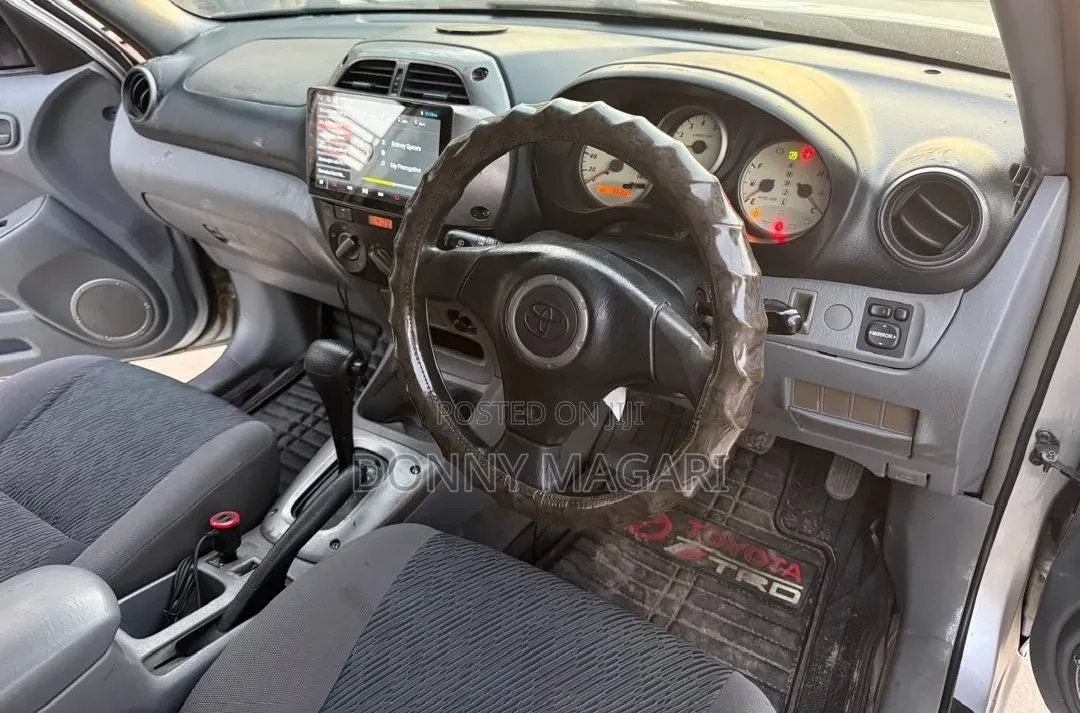 Toyota RAV4 2005 Silver