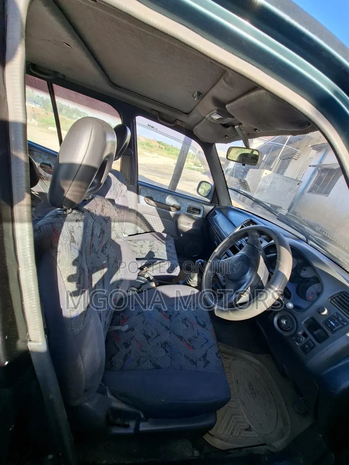 Toyota RAV4 2001 Green