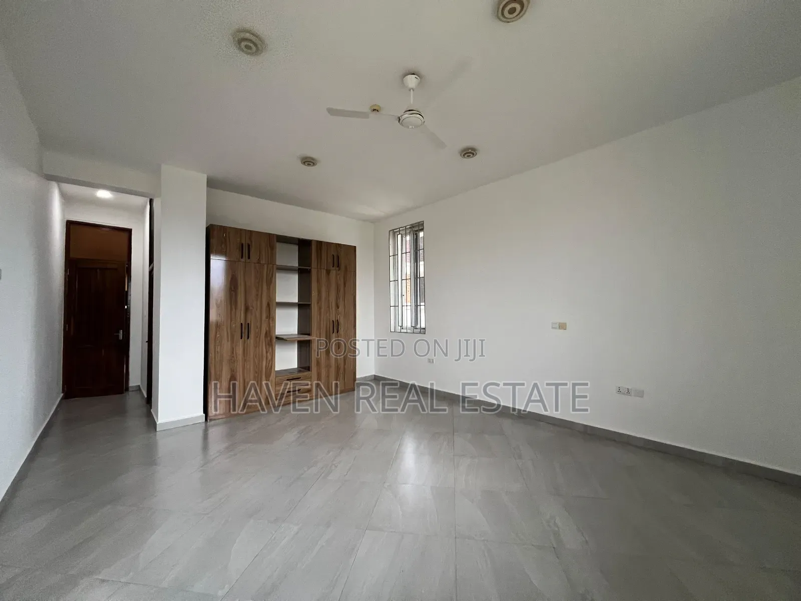 5bdrm House in Mbweni for sale