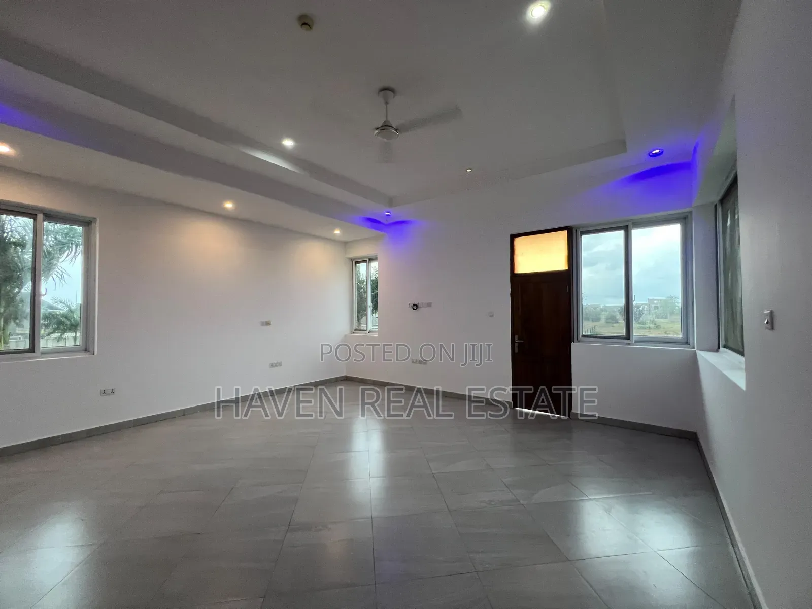 5bdrm House in Mbweni for sale