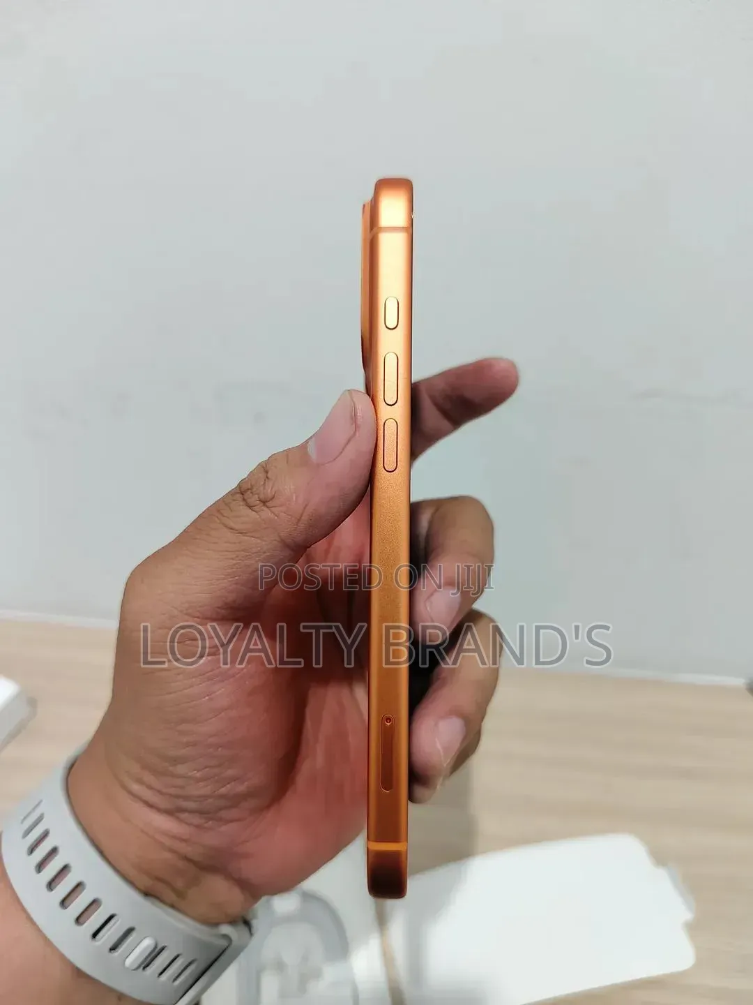 New Apple iPhone 17 Pro Max 256 GB Orange