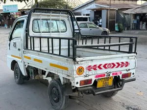 Suzuki CARRY TRUCK 2014 White