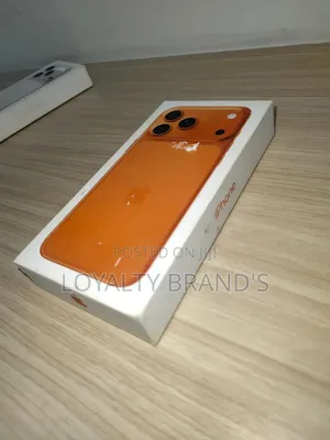 New Apple iPhone 17 Pro Max 256 GB Orange