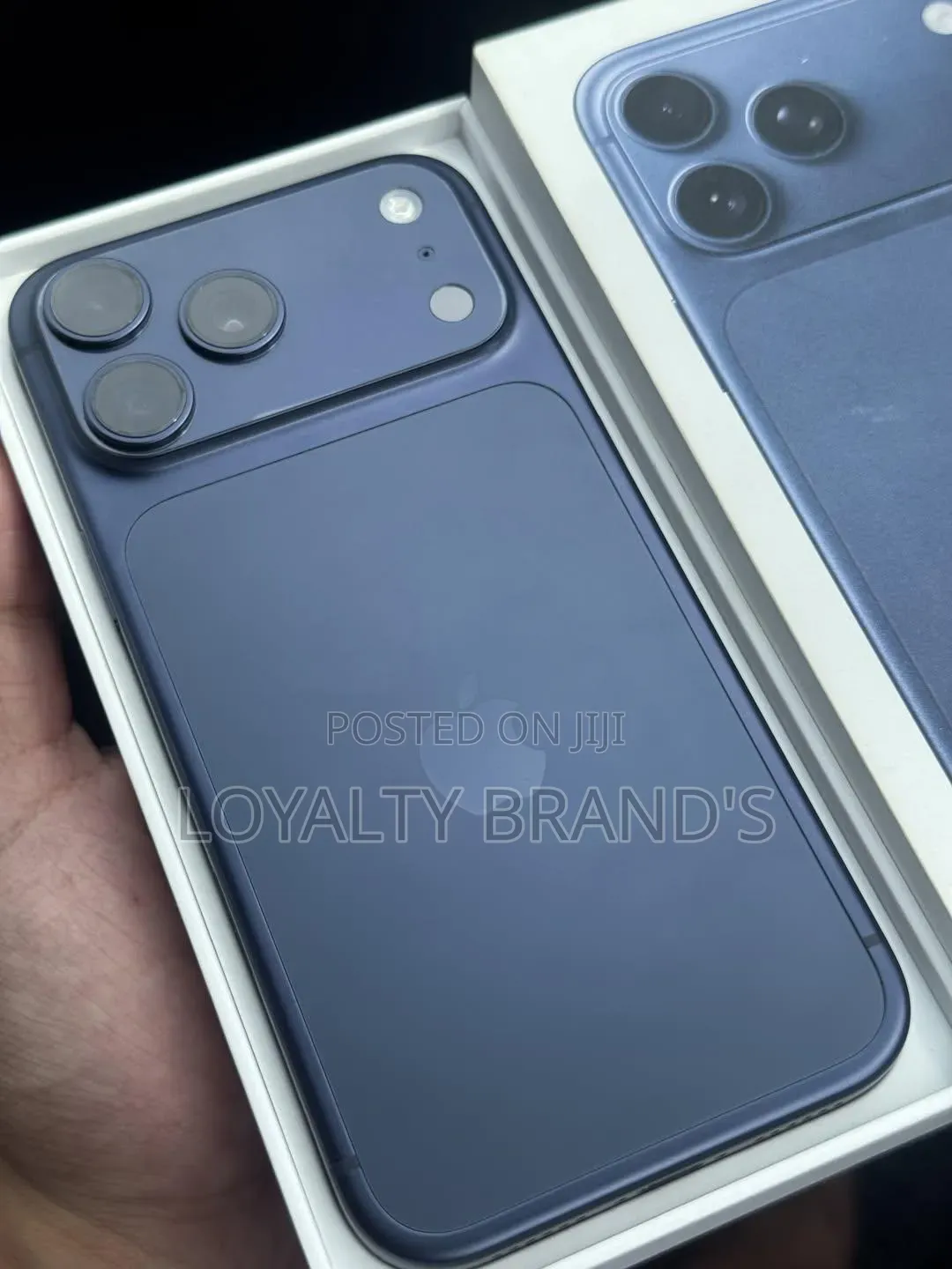 New Apple iPhone 17 Pro Max 256 GB Blue