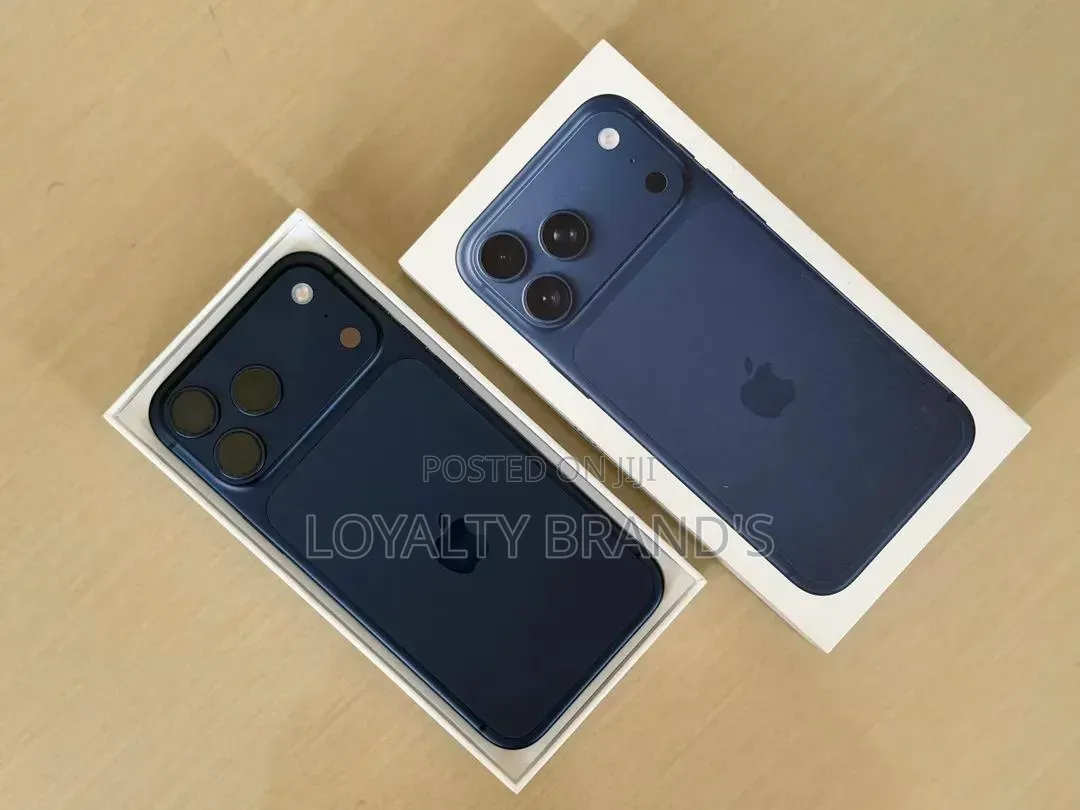 New Apple iPhone 17 Pro Max 256 GB Blue