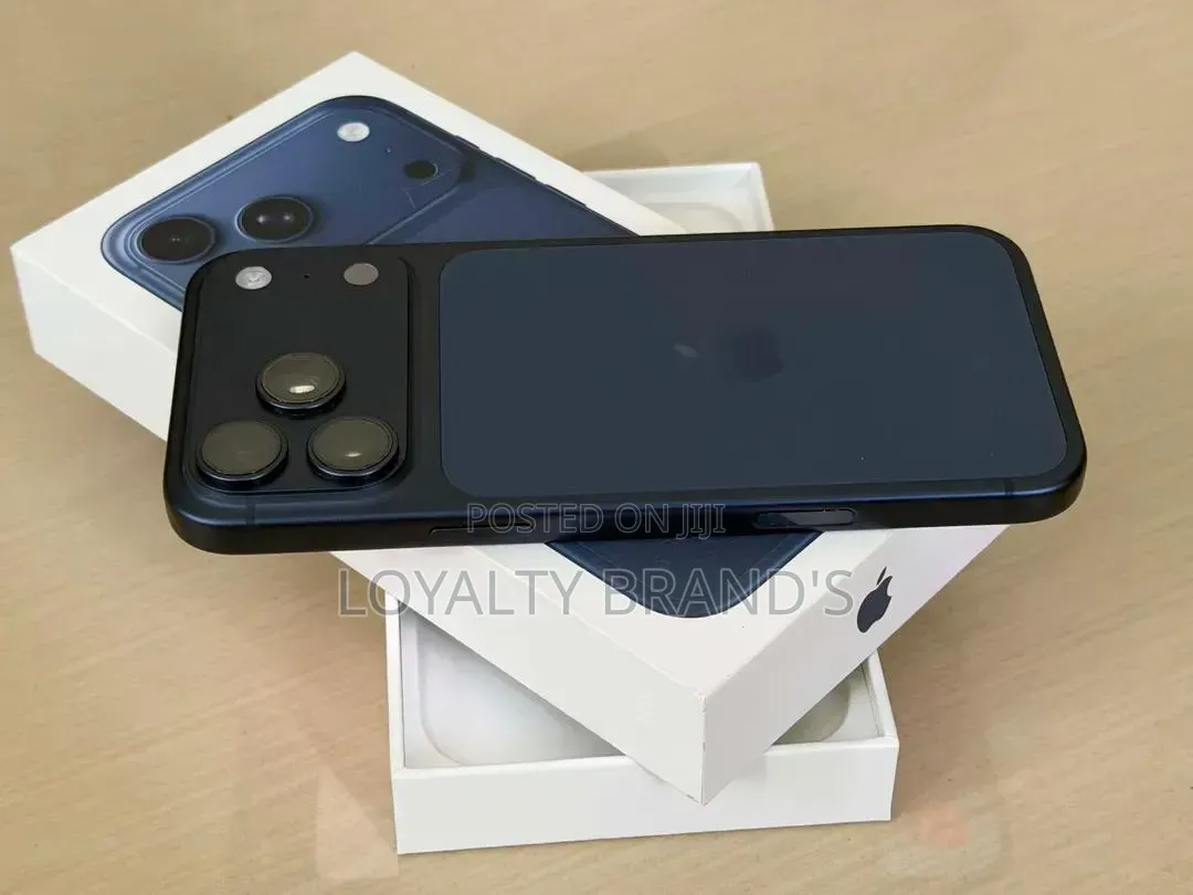 New Apple iPhone 17 Pro Max 256 GB Blue