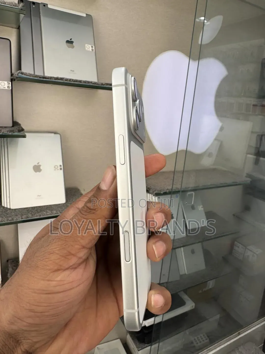 New Apple iPhone 17 Pro Max 256 GB Silver